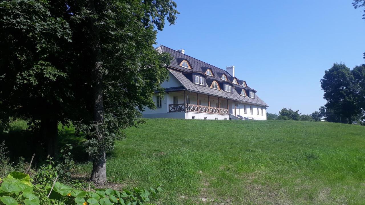 Bed and Breakfast Dwor Strzyzew Zelazowa Wola Екстер'єр фото