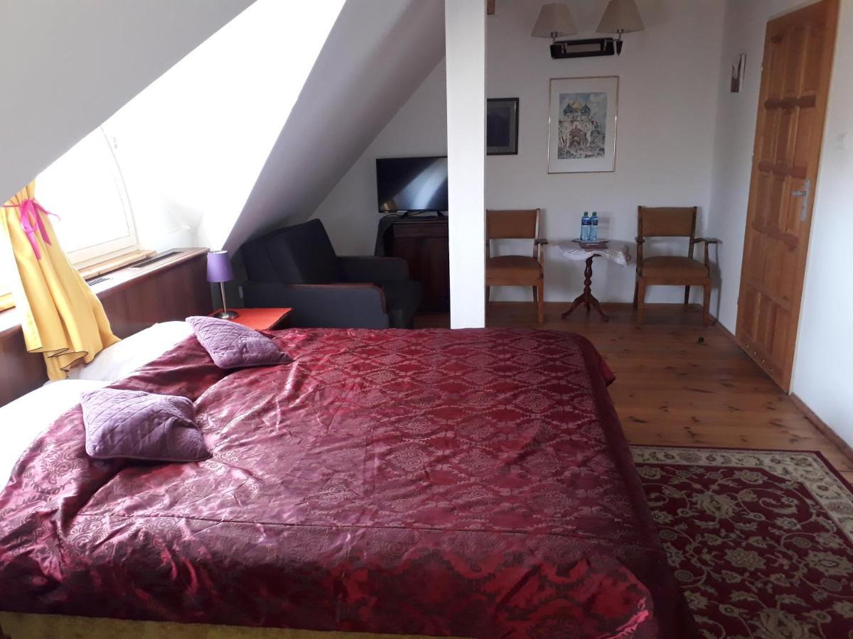 Bed and Breakfast Dwor Strzyzew Zelazowa Wola Екстер'єр фото